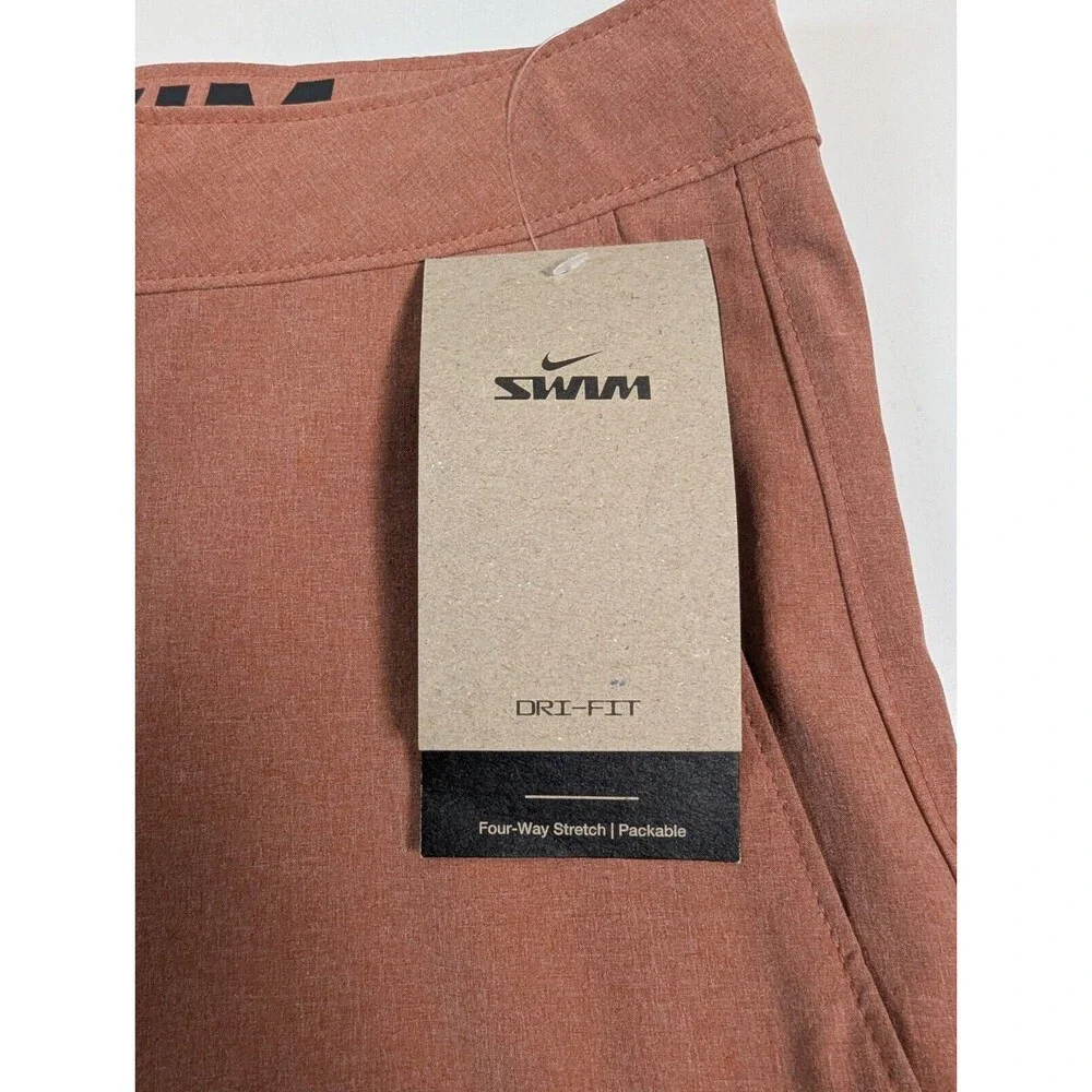 Nike Swim Men's Size 28 Shorts NESSC515 Four-Way Stretch Packable, NWT